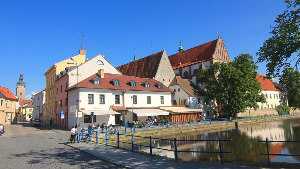 Hotel Klika Чешка Будьовица Екстериор снимка